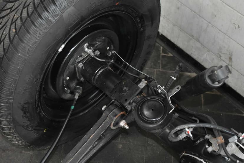 Suzuki Jimny IV 1,5 2018- most tylny dyfer zawieszenie tylne