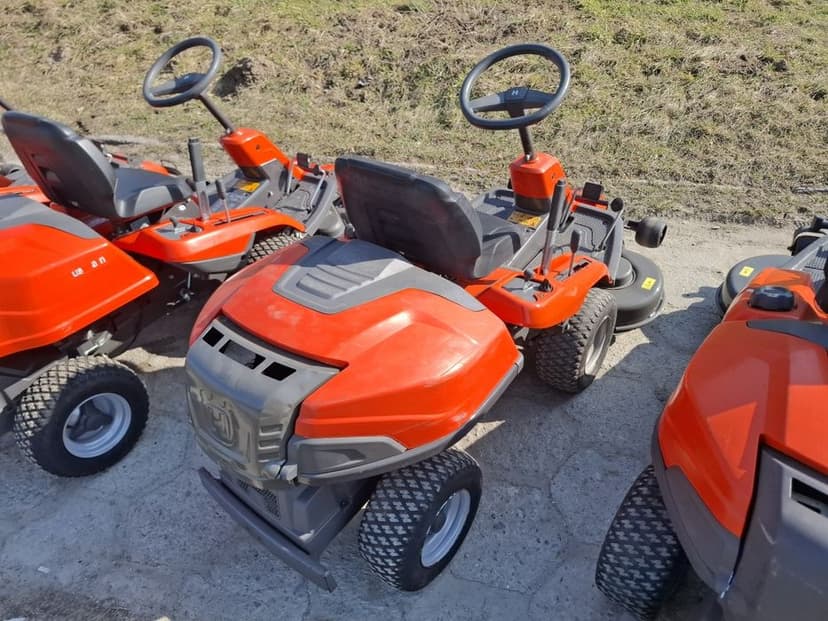 Traktorek kosiarka Husqvarna Rider 214 TAWD  4X4  16 km dwa cylindry