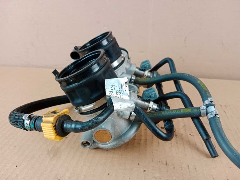 Aprilia RS 660 Przepustnice Przepustnica Wtryski Czujnik 20-25