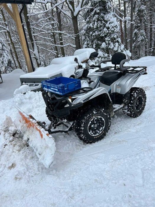 Traktorek do odśnieżania Yamaha Grizzly YFM700