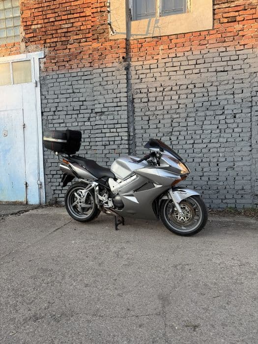 Honda VFR 800 wtrysk