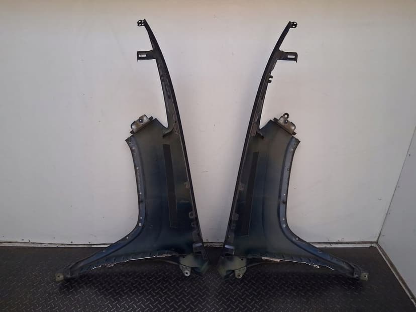 błotnik lewy i prawy przód jeep cherokee v pbu