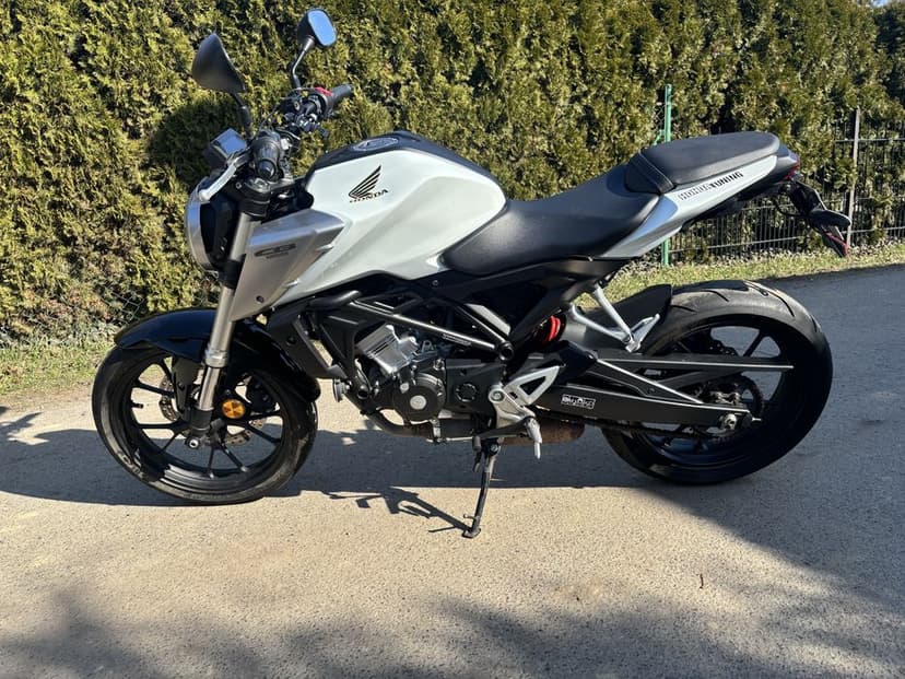 Honda cb125r 2018r