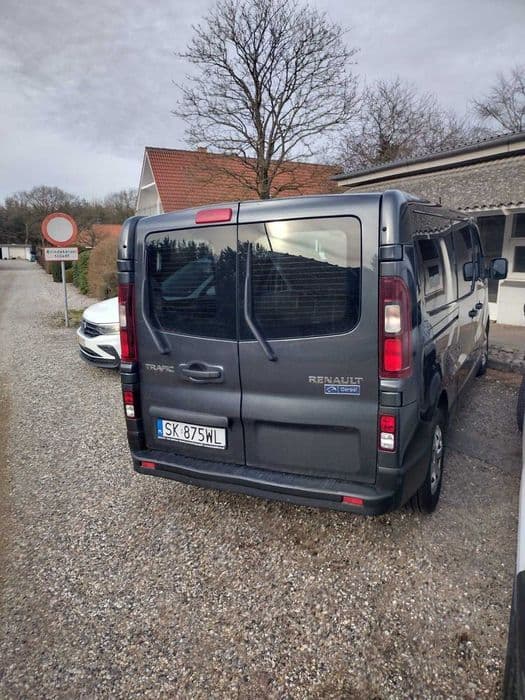 Wypożyczenie 9-osobowego busa