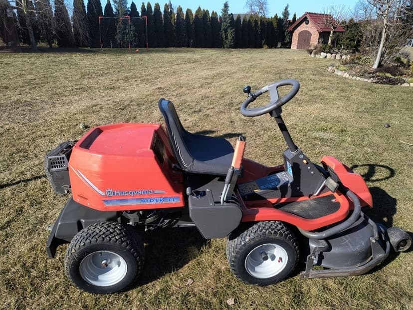 Traktorek kosiarka Husqvarna Rider 11