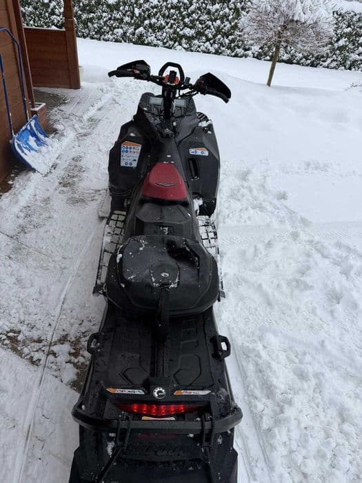 Skuter śnieżny Ski-Doo Freeride 850 Turbo niski przebieg