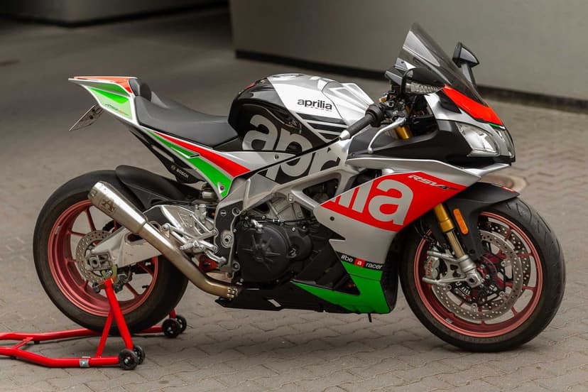 Aprilia RSV 4 RF