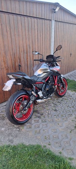 Kawasaki z650 2023r.