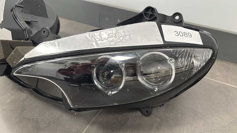 Lampa Reflektor Przód Yamaha YZF R6 RJ 05 RJ 09  2003-05 [3089]