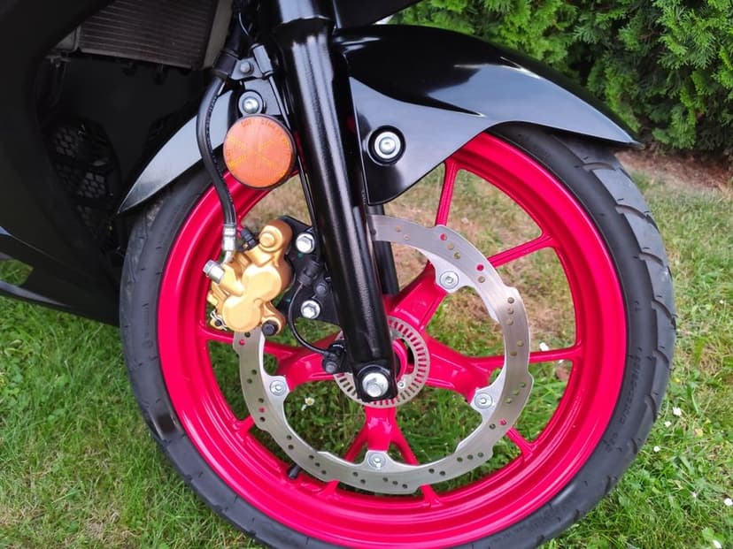 Suzuki GSX R 125 2024 ROK Transport