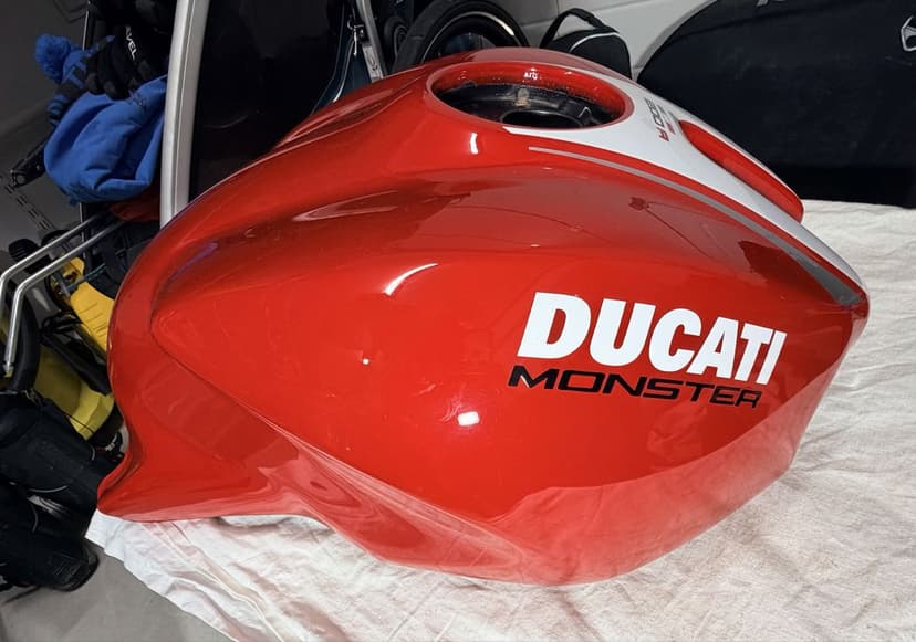 Bak paliwa Ducati Monster 1200R