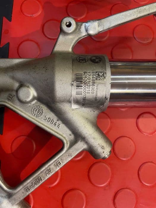 Lagi zawieszenie przód BMW S1000rr (proste) - rocznik 2018