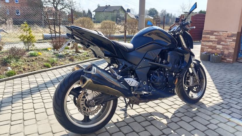 * Kawasaki Z1000 * +Dodatki! Po serwisie.
