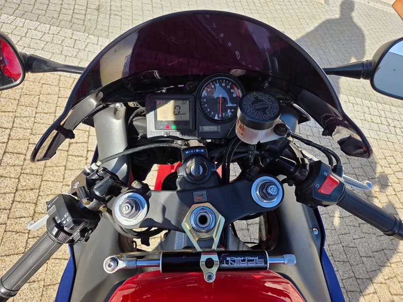 Honda CBR 929 Fireblade SC44