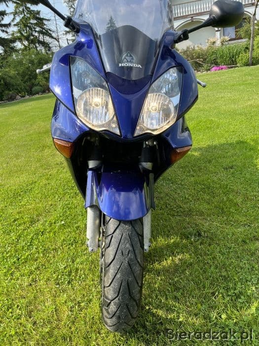 Honda VFR 800cm 2005r