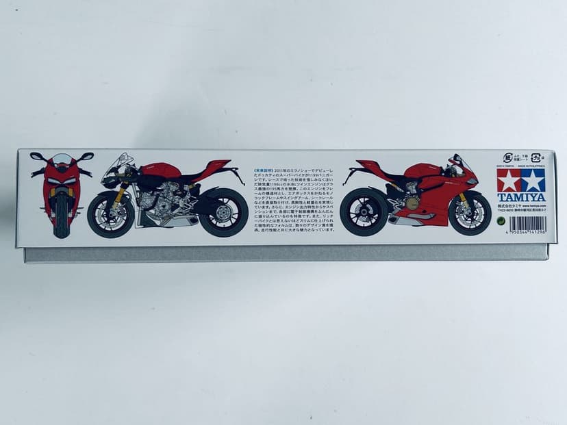 Motor motocykl Ducati 1199 Panigale S model do sklejenia Tamiya 14129