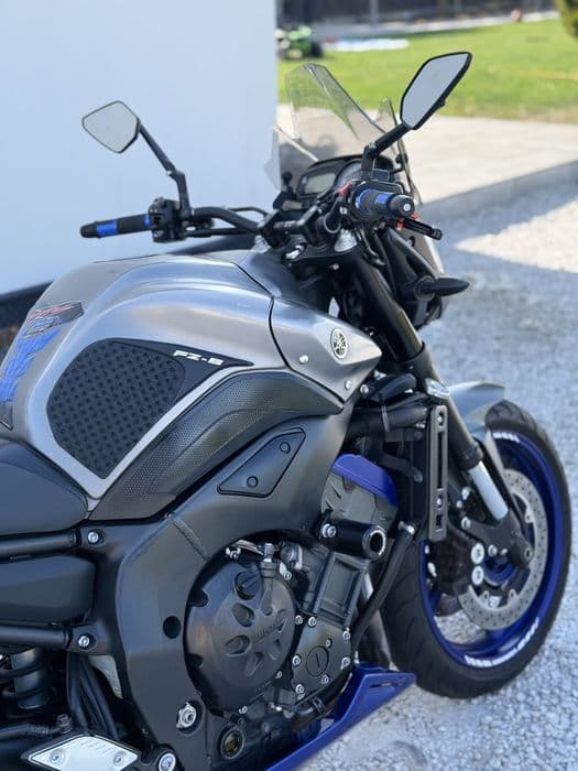 Yamaha FZ8N-2013 rok-ANNIVERSARY-Doinwestowana-gotowa do seoznu-Zarejestrowana