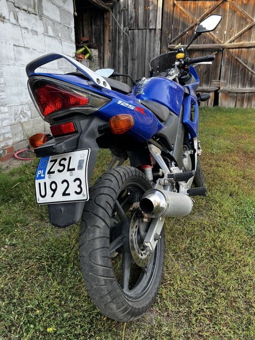 Honda cbr 125     A1     B