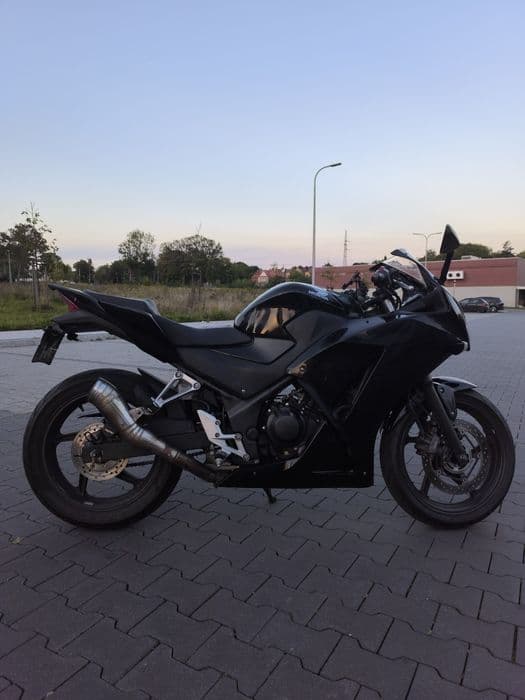 Honda cbr 300/125