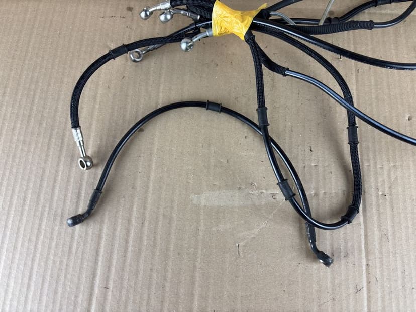 Ducati Monster 821 Przewody Hamulcowe Przód Przednie Tył Tylne 2016