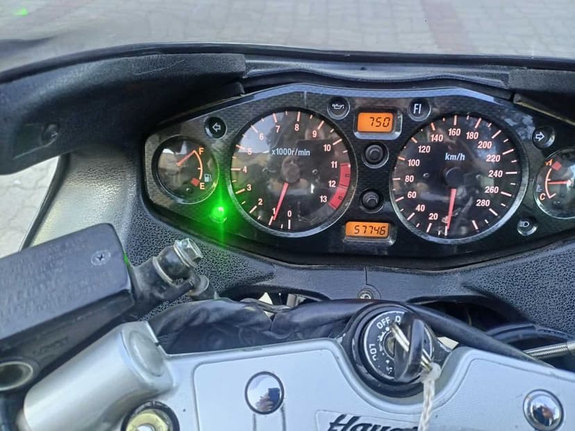 Suzuki GSX 1300R Hayabusa