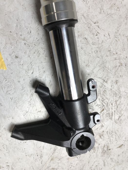 Ducati Monster v2 696 Laga Prawa