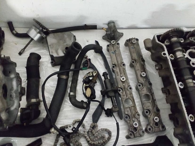 Suzuki gsxr 750 k1 k2 k3 gsx r silnik na części kartery cylindry tłoki