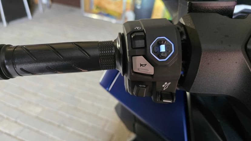 Skuter HONDA FORZA 125