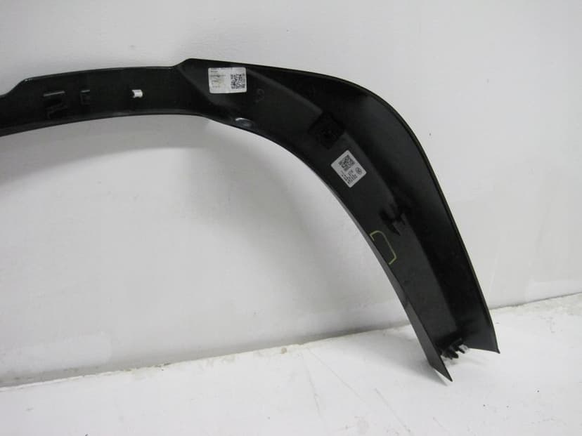 NAKŁADKA LISTWA BŁOTNIKA LAND ROVER DEFENDER L8B2-290E23-BB