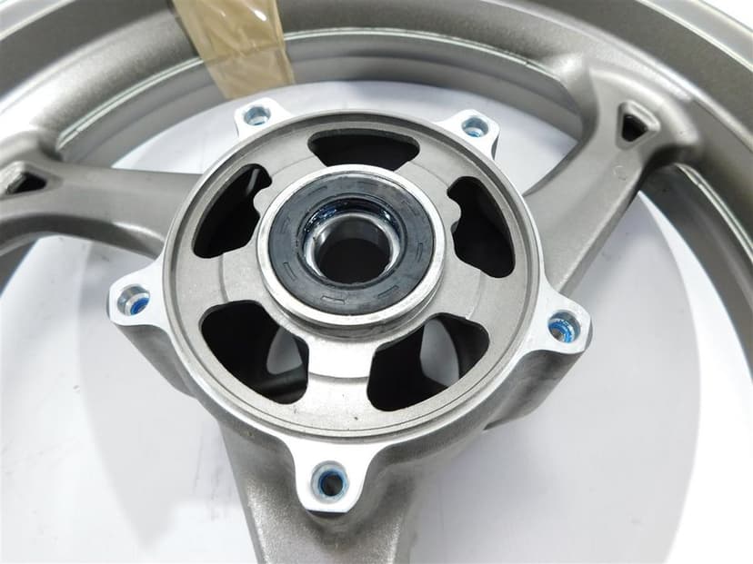 FELGA KOŁO PRZÓD SUZUKI GSX 1300R HAYABUSA 08-20 5411115H01Y6G