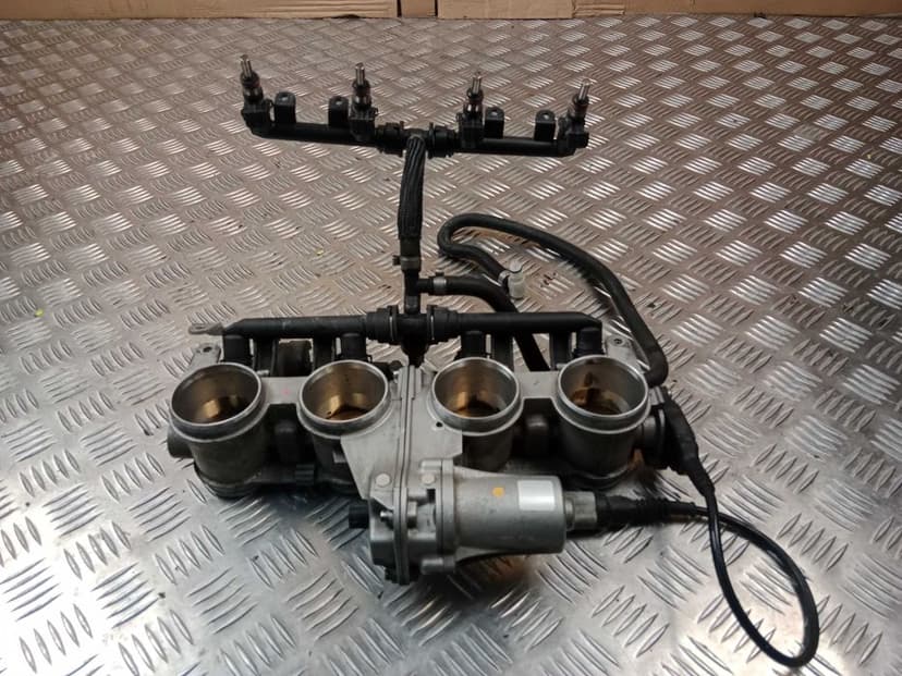 BMW S1000R Przepustnica Przepustnice + Wtryski 14-20