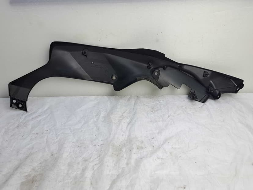 Owiewka Osłona Ogon Zadupek Prawa Lewa Kawasaki ZX 10R NInja 21'+