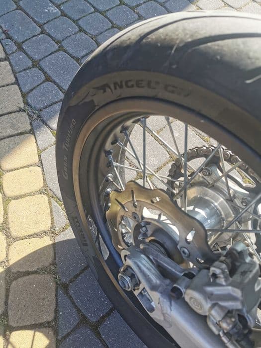 SUPERMOTO Husqvarna SMR 449  2011r