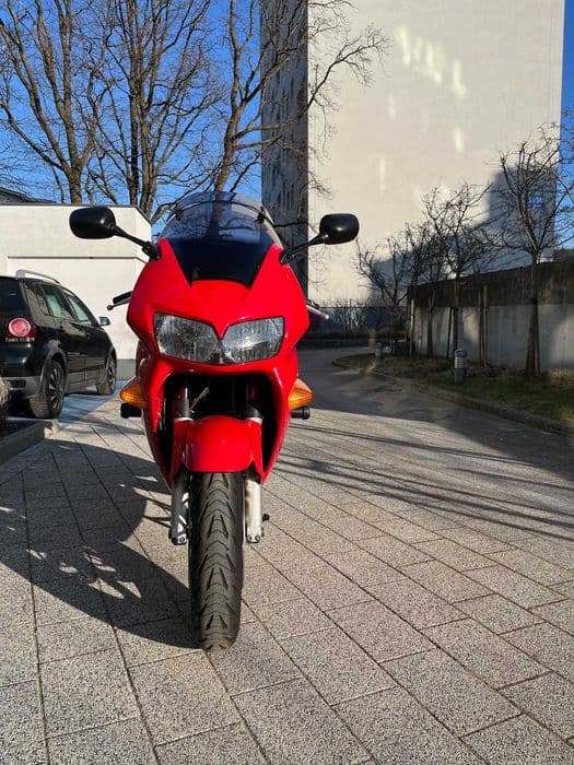 Honda VFR 800Fi RC46 – 2001 – zadbany egzemplarz dla fana modelu