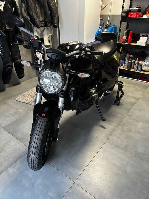 Ducati Monster 821 Safety Pack 2019 rok 1 rej. 2021. Prywatnie