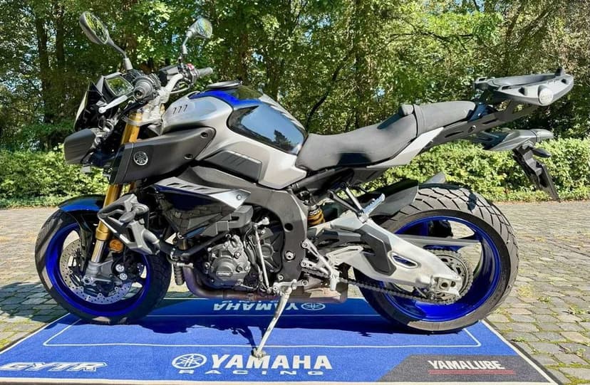 Yamaha MT-10 SP 2019 • 15 500 km • Akrapovic • Quickshifter UP/DOWN