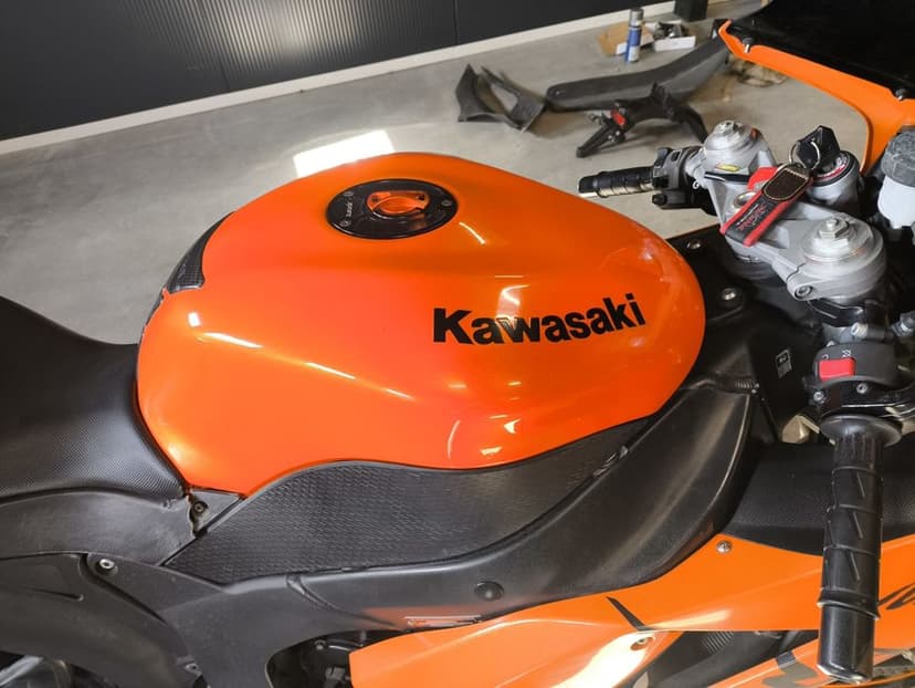 Kawasaki ZX 6r 07-08 bak zbiornik paliwa