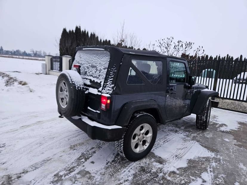 Jeep Wrangler 2017 manual, cena netto 72357 zł + vat