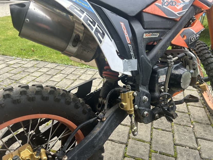 Motocykl cross KXD 125