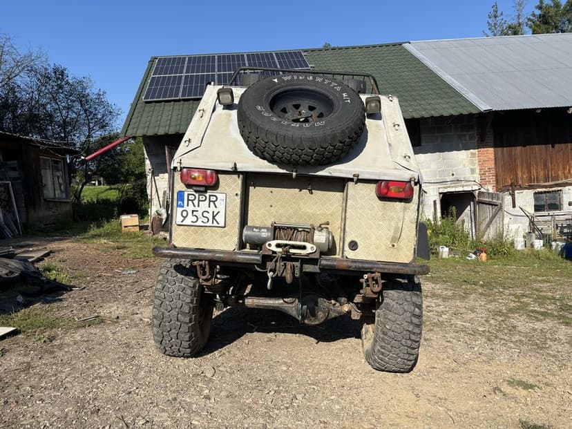 Nissan PATROL k160 - ZMOTA 1987 2.8 lpg