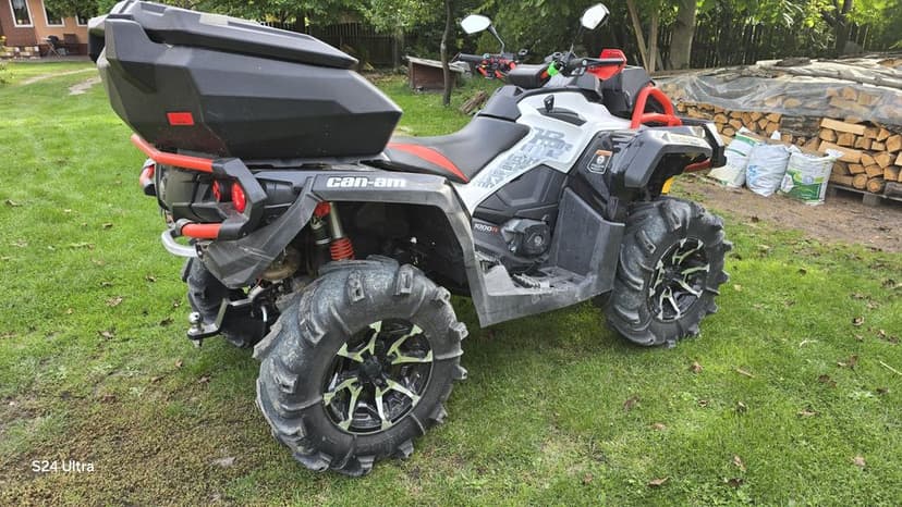 Quad CanAm Outlander XMR 1000R