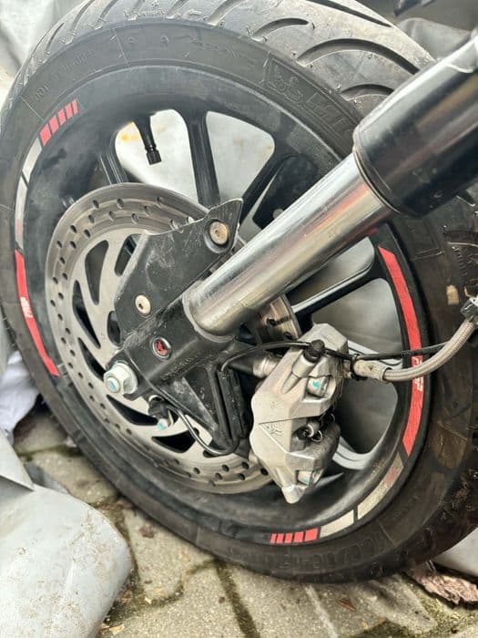 Aprilia tuono 125 2024