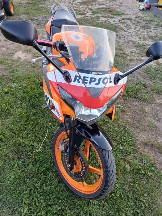 Honda CBR 2016r 125 REPSOL