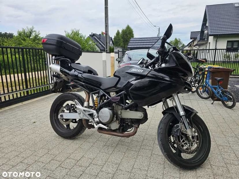 Ducati Multistrada 620 niski przebieg.