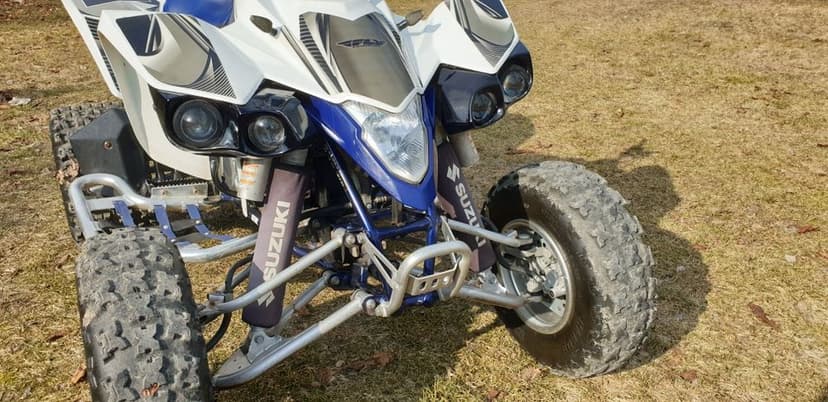 Piękny quad Suzuki LTZ 400 k9 wtrysk