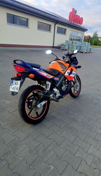Honda CBR125R  15KM kat. B  JC34 Repsol