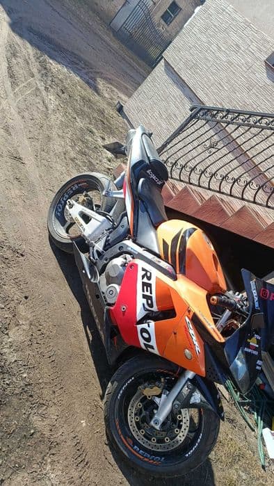 Rezerwacja.Sprzedam hondę CBR 600 pc37 z kat a2.