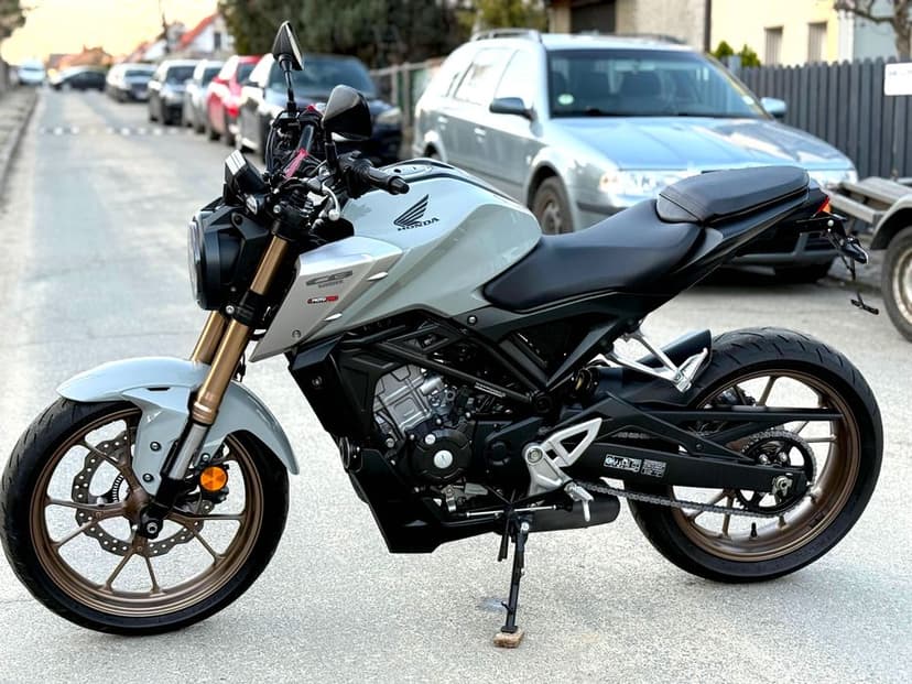 Honda CB125R CB125 CB 125R CB 125 - Niemcy - Lift 15KM - CB