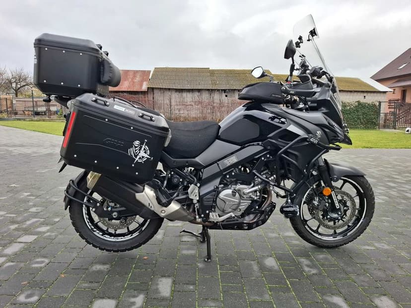 SPRZEDAM SUZUKI VSTROM DL650AL9 rok produkcji 2019