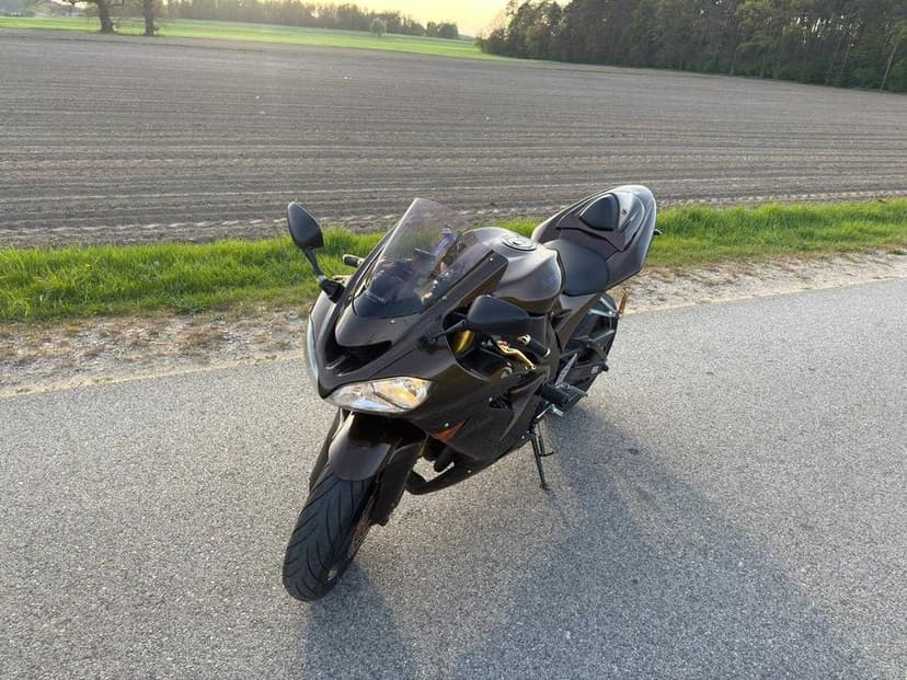 Kawasaki zx10r zarejestrowny na a2